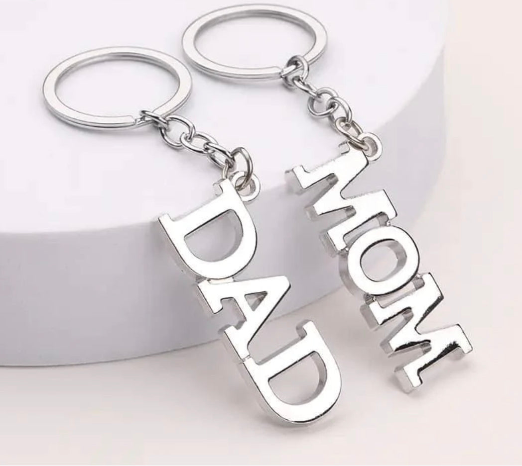 MOM AND DAD KEYCHAIN